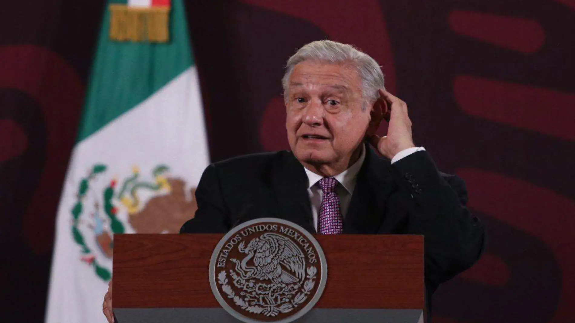 AMLO (9)